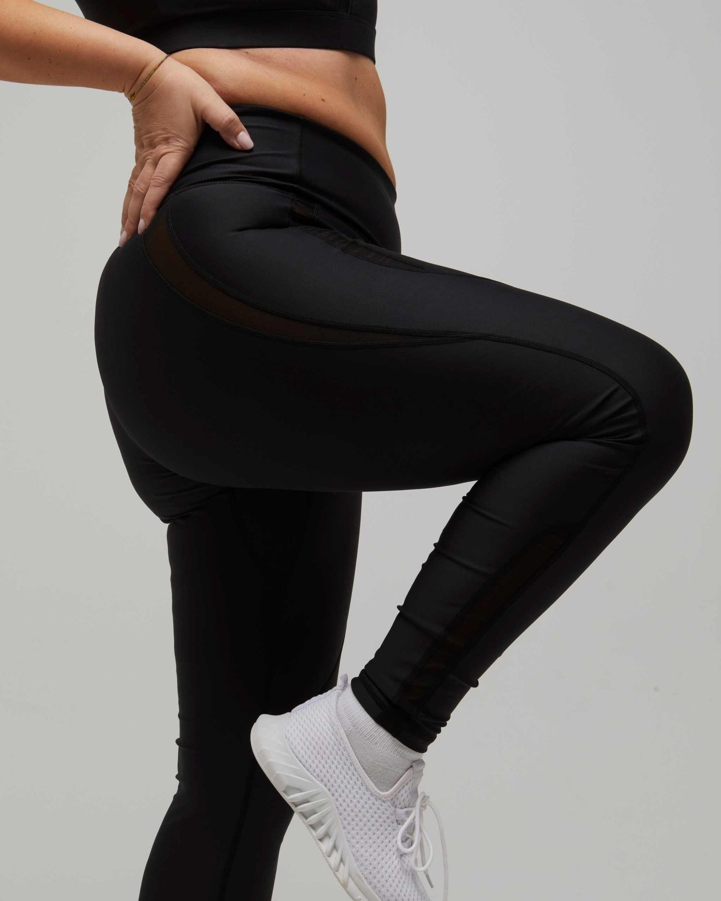 SISU leggins donna push up nero vita alta rinforzata comfort e stile