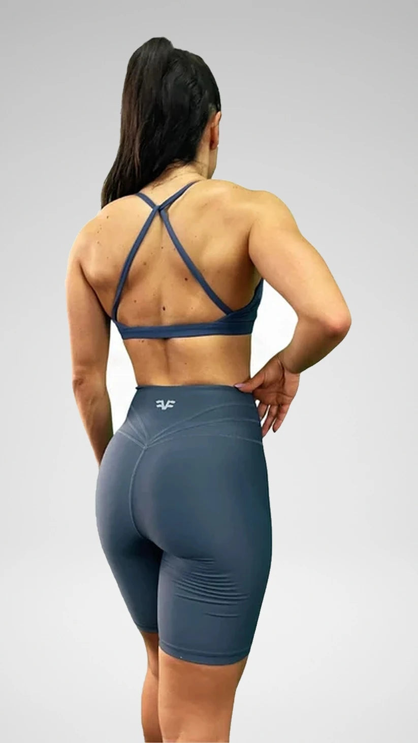 Shorts ciclista grigi a vita alta Flexivel con top sportivo a spalline incrociate, vista posteriore