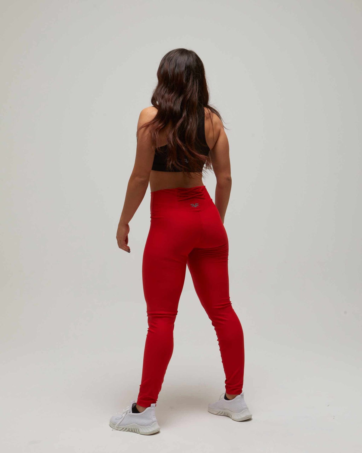 leggings da palestra rossi push up con vita alta e design a v